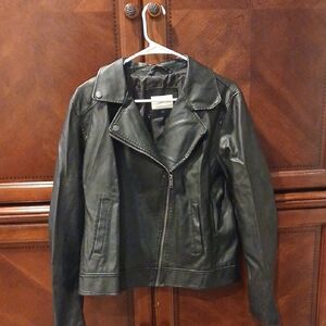 Universal Thread Black Leather Jacket Timeless Style